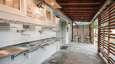 Birkenstrand Sanitärbereiche Campingplatz Paradiescamping Wolfgangsee